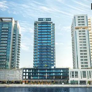 The First Collection Waterfront **** Ντουμπάι