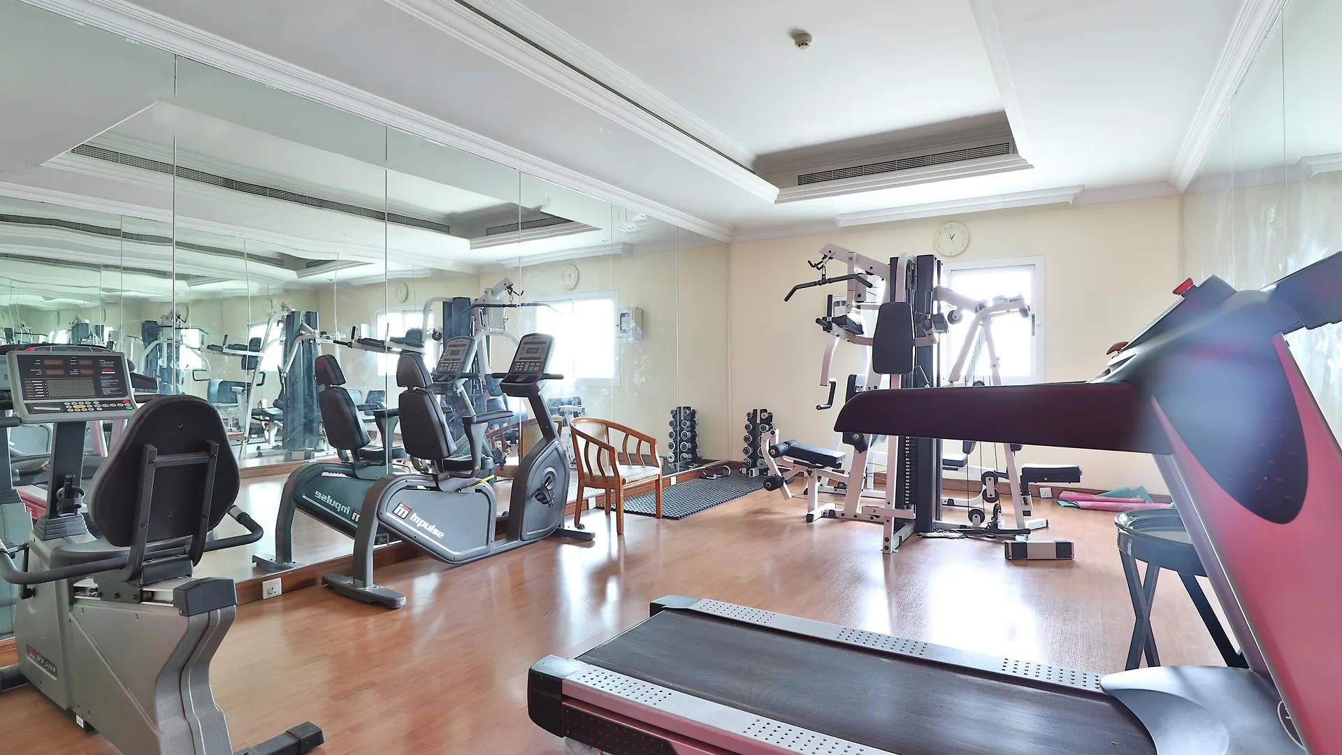 Moon Valley Hotel Apartment - Bur Dubai, Burjuman