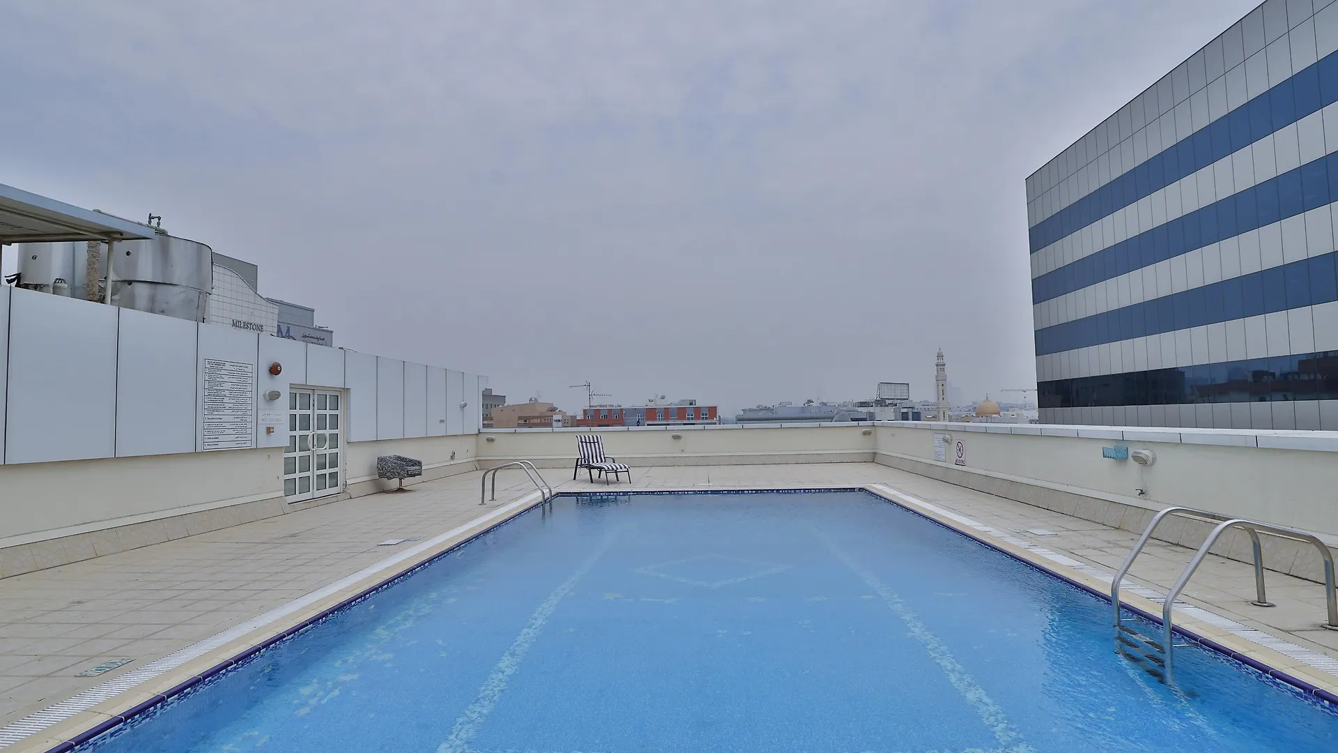 Moon Valley Hotel Apartment - Bur Dubai, Burjuman Dubai
