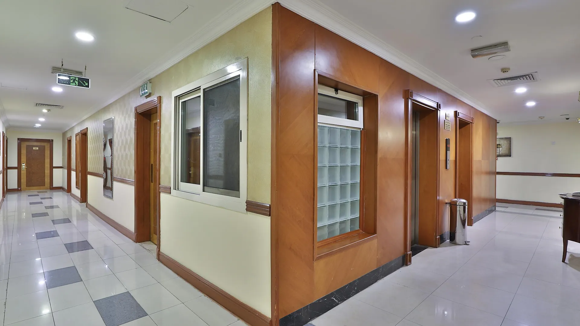 Moon Valley Hotel Apartment - Bur Dubai, Burjuman Dubai