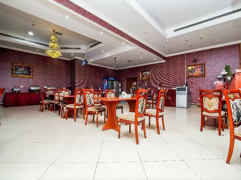 Moon Valley Hotel Apartment - Bur Dubai, Burjuman 3*, Dubai
