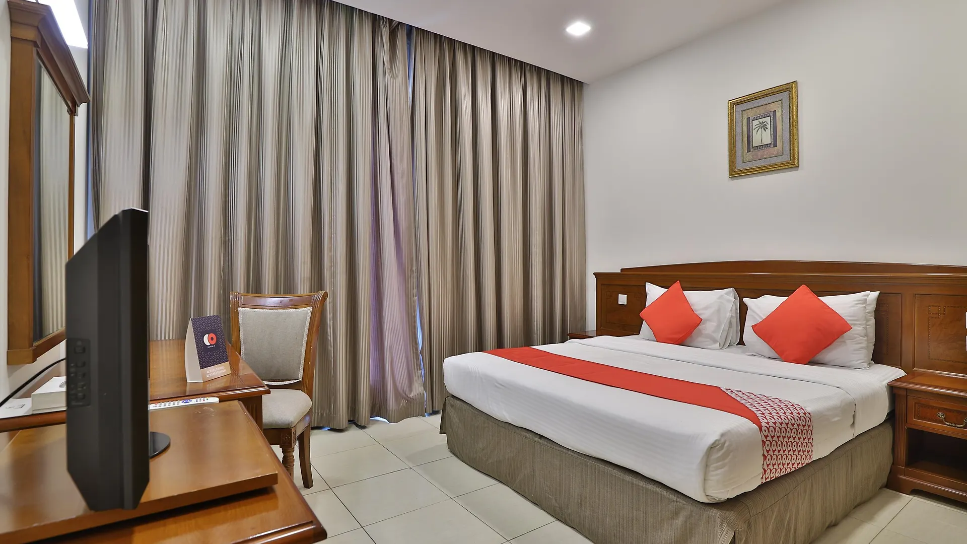 Moon Valley Hotel Apartment - Bur Dubai, Burjuman 3*, Dubai