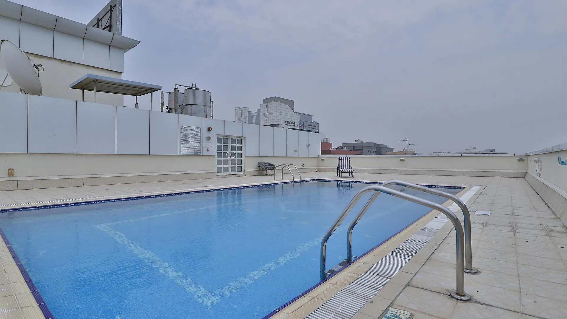 Moon Valley Hotel Apartment - Bur Dubai, Burjuman